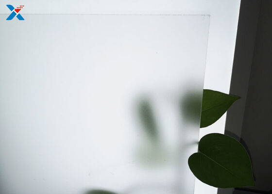 खरीदें 2 मिमी फ्रॉस्टेड पर्सपेक्स शीट 1220 * 2440 मिमी पारदर्शी मैट रूफ प्लेट online manufacture