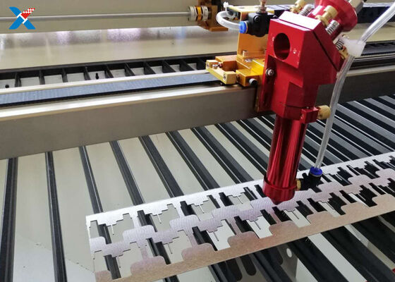 स्पष्ट 3 मिमी कस्टम कट ऐक्रेलिक शीट उच्च सटीकता लेजर कटिंग